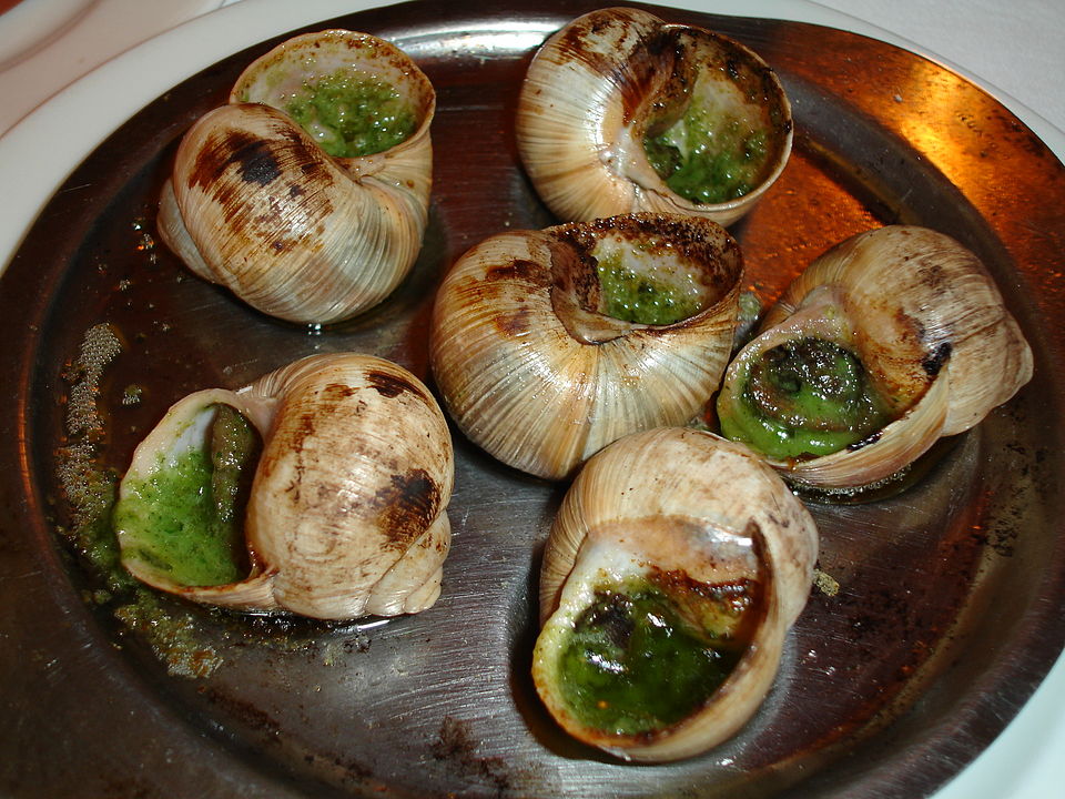 960px-Cooked_snails.JPG