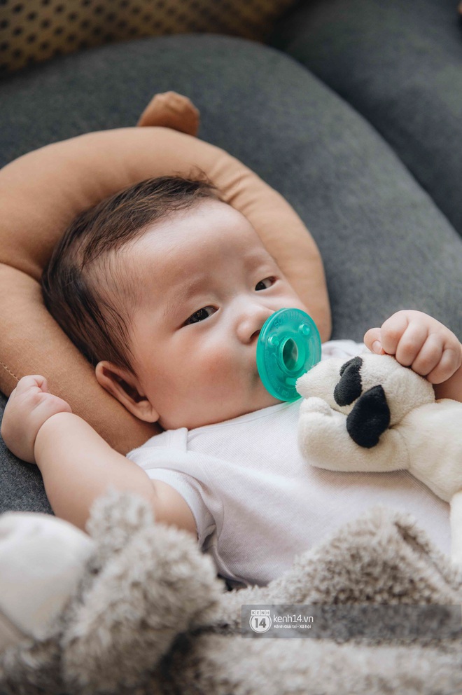 John Hùng Trần và hành trình làm cha tuyệt diệu: Tính đẻ một nhưng vợ sinh ba, bây giờ làm gì cũng không vui bằng chơi với con - Ảnh 7.