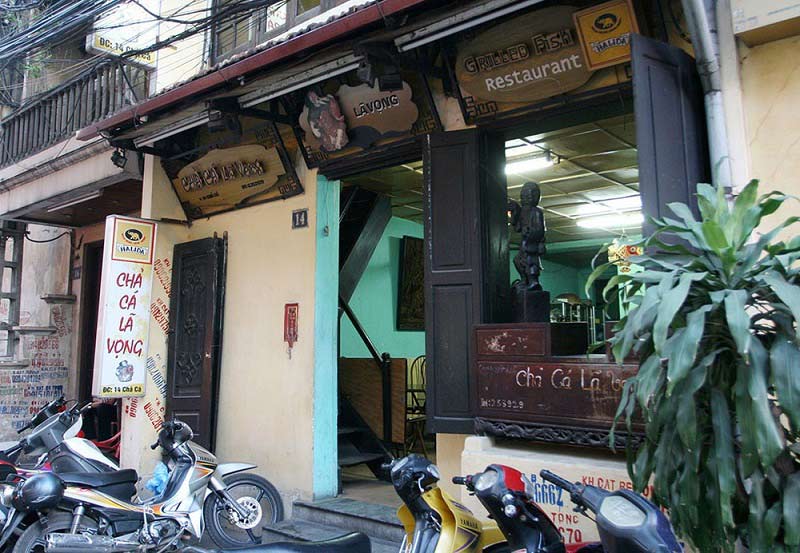 Chả cá Lã Vọng: Cả con phố dành riêng cho một món ăn đặc biệt