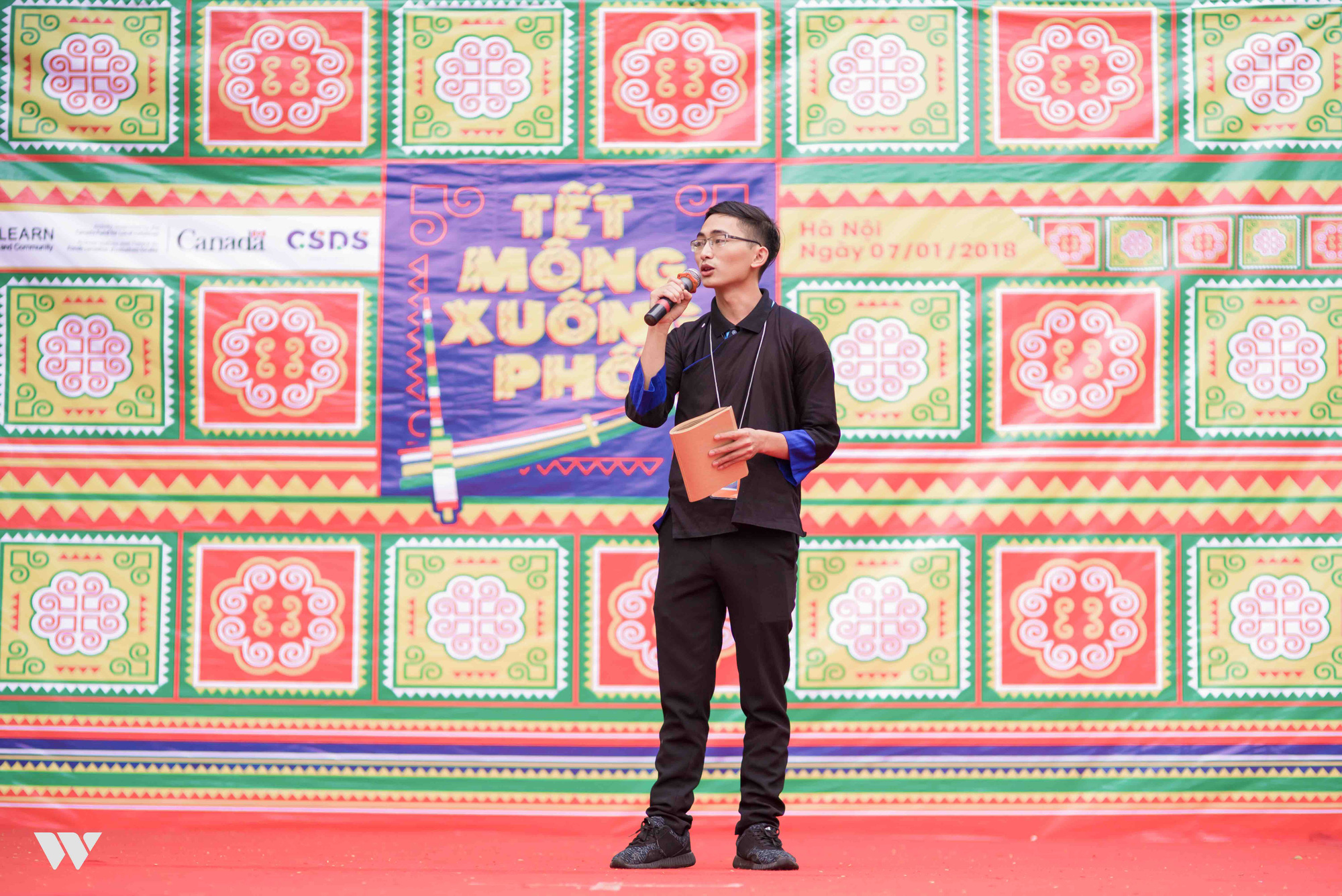 Chàng trai H’Mông ở ĐH Fulbright: Em muốn bắt đầu từ việc nhỏ nhất là thay đổi được cái nghèo của gia đình, bạn bè em cũng nhiều người mơ thế, nên em hy vọng 1 ngày số phận của người H’Mông sẽ khác - Ảnh 12.